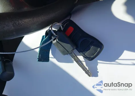 2005 Nissan Sentra 1.8S из США, поврежденный, VIN 3N1CB51D75L547379